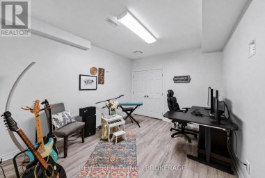 695 FIELDSTONE DRIVE, Kingston (Kingston East (Incl Barret Crt)) Ontario