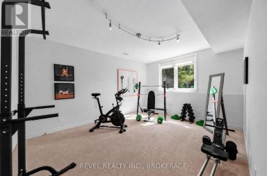 695 FIELDSTONE DRIVE, Kingston (Kingston East (Incl Barret Crt)) Ontario