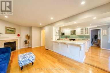 719 WOODSIDE DRIVE, Kingston (North Of Taylor-Kidd Blvd) Ontario