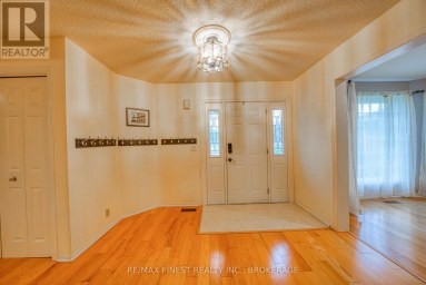 719 WOODSIDE DRIVE, Kingston (North Of Taylor-Kidd Blvd) Ontario