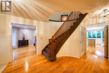 719 WOODSIDE DRIVE, Kingston (North Of Taylor-Kidd Blvd) Ontario