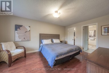 719 WOODSIDE DRIVE, Kingston (North Of Taylor-Kidd Blvd) Ontario