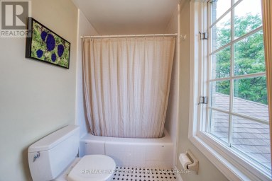 719 WOODSIDE DRIVE, Kingston (North Of Taylor-Kidd Blvd) Ontario
