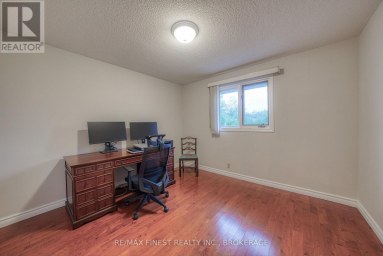 719 WOODSIDE DRIVE, Kingston (North Of Taylor-Kidd Blvd) Ontario