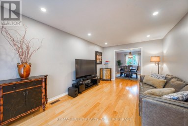 719 WOODSIDE DRIVE, Kingston (North Of Taylor-Kidd Blvd) Ontario