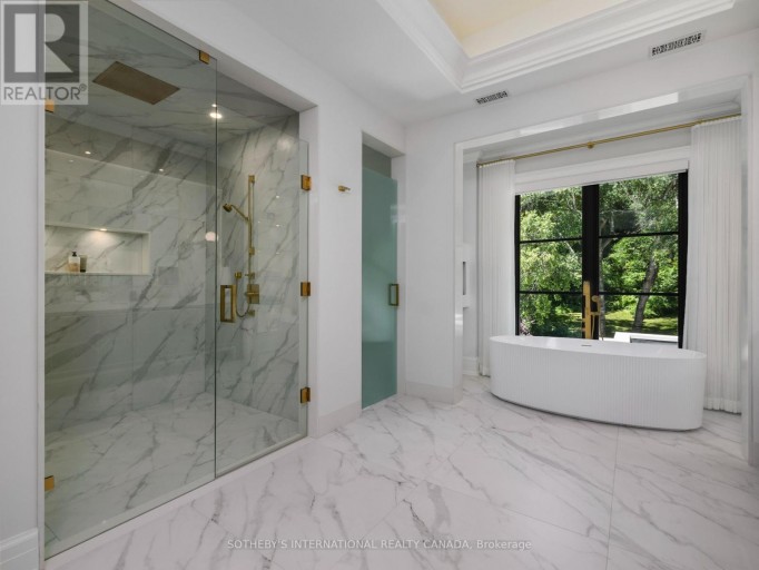 22 BROOKFIELD ROAD, Toronto (Bridle Path-Sunnybrook-York Mills), Ontario, M2P1A9