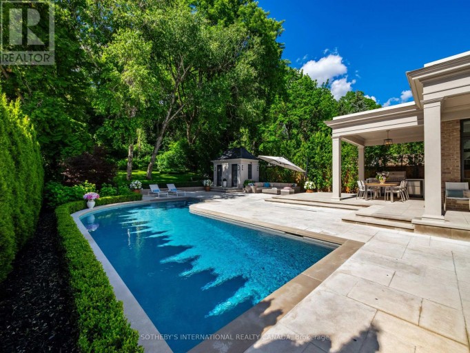 22 BROOKFIELD ROAD, Toronto (Bridle Path-Sunnybrook-York Mills), Ontario, M2P1A9