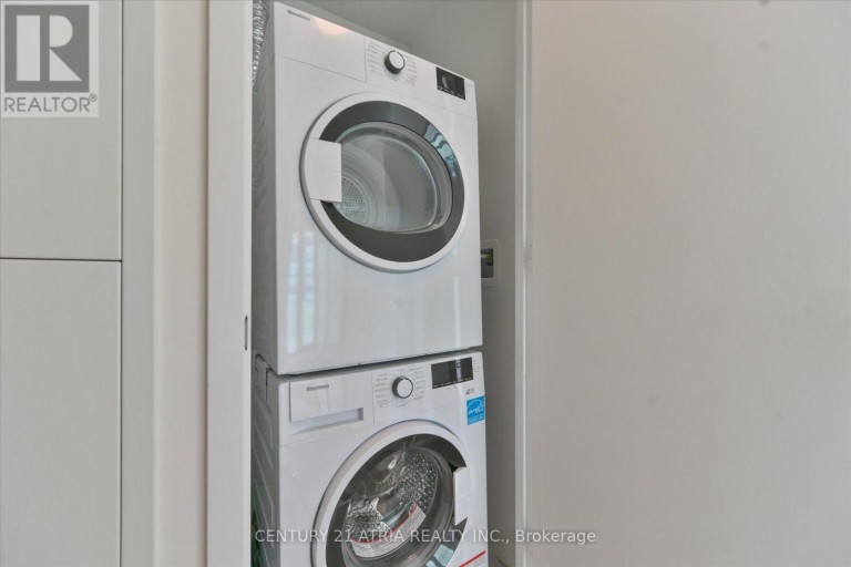 1609 - 3900 CONFEDERATION PARKWAY, Mississauga (City Centre), Ontario, L5B0M3