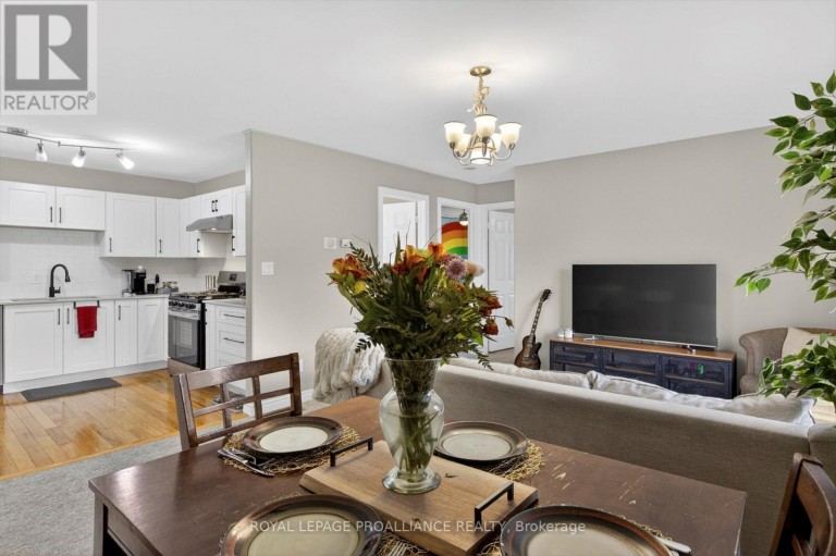 644 TRAILVIEW DRIVE, Peterborough (Ashburnham Ward 4), Ontario, K9J8P3