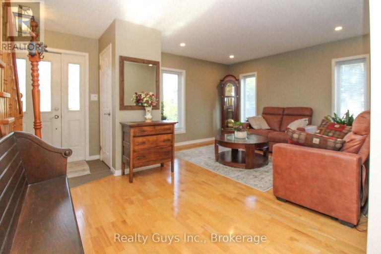 867 TWOMEY PLACE, Selwyn, Ontario, K0L1T0