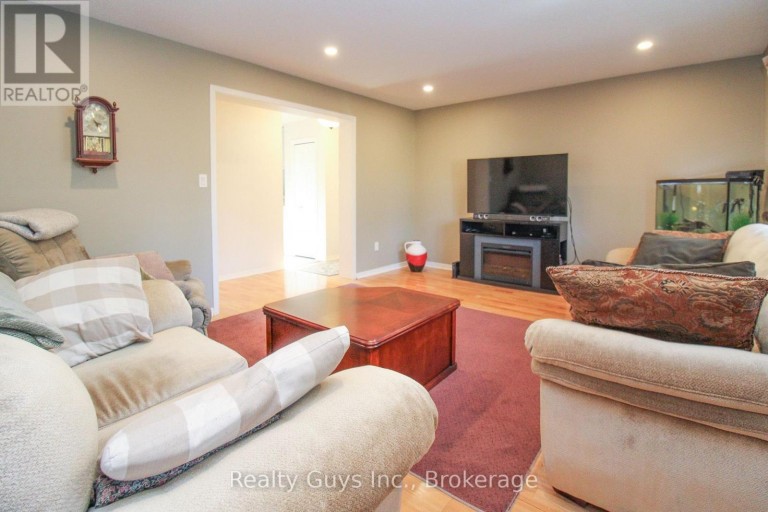 867 TWOMEY PLACE, Selwyn, Ontario, K0L1T0
