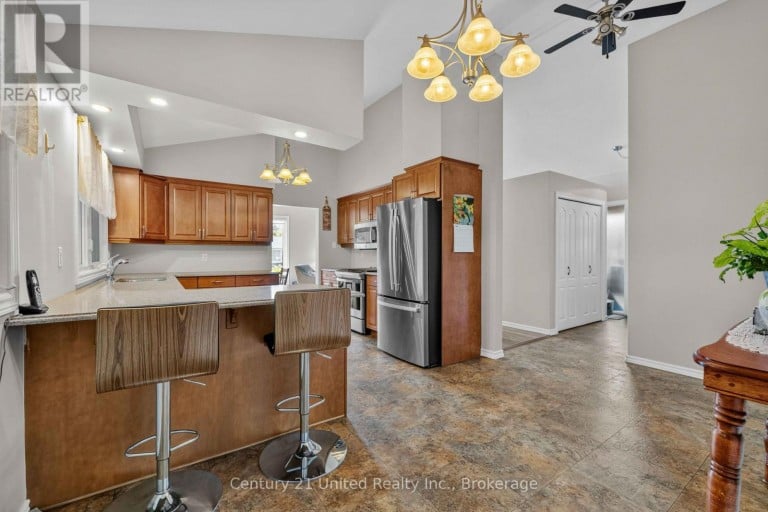 1225 MILBURN STREET, Peterborough (Northcrest Ward 5), Ontario, K9H6P3