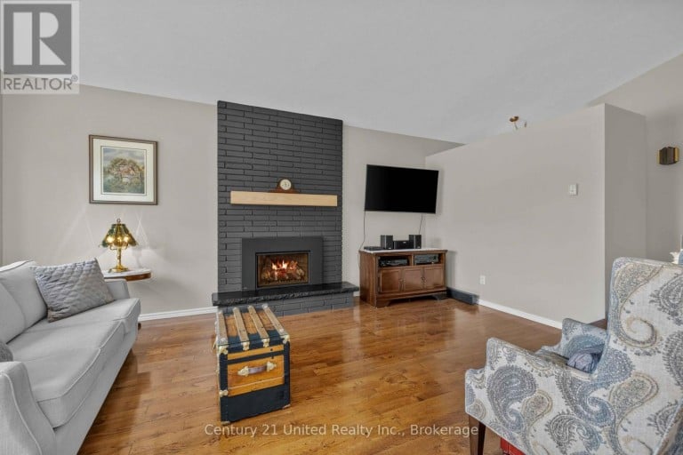 1225 MILBURN STREET, Peterborough (Northcrest Ward 5), Ontario, K9H6P3