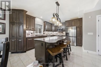 32 WALNUT CRESCENT Belleville (Thurlow Ward) Ontario photo 13