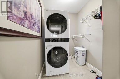32 WALNUT CRESCENT Belleville (Thurlow Ward) Ontario photo 25