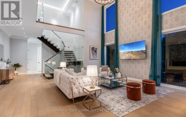 606 STEPHENS CRESCENT, Oakville (WO West), Ontario, L6K1Y3