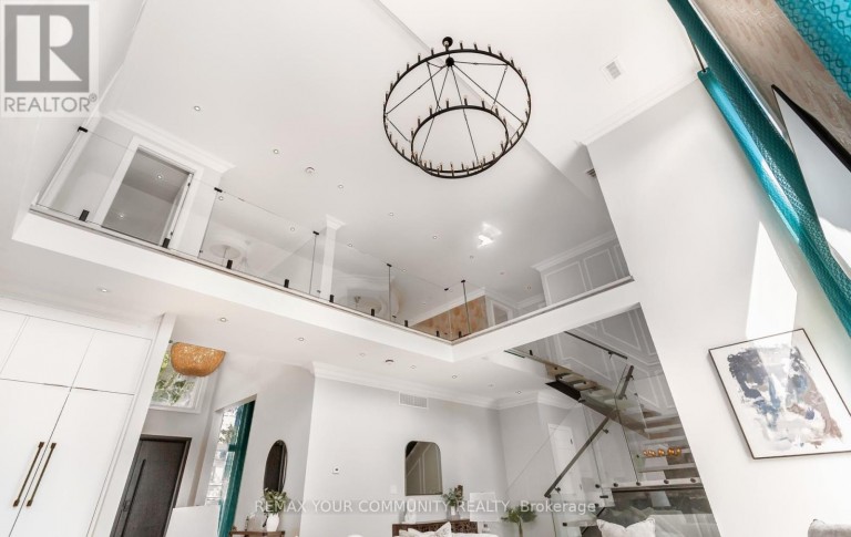 606 STEPHENS CRESCENT, Oakville (WO West), Ontario, L6K1Y3