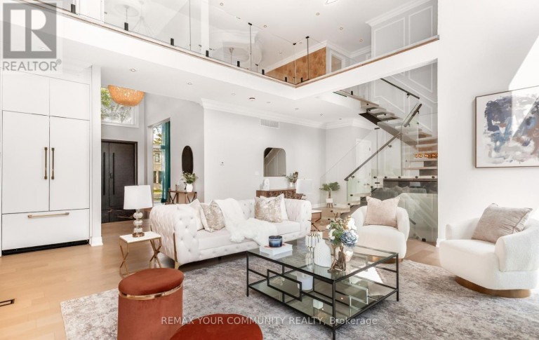 606 STEPHENS CRESCENT, Oakville (WO West), Ontario, L6K1Y3