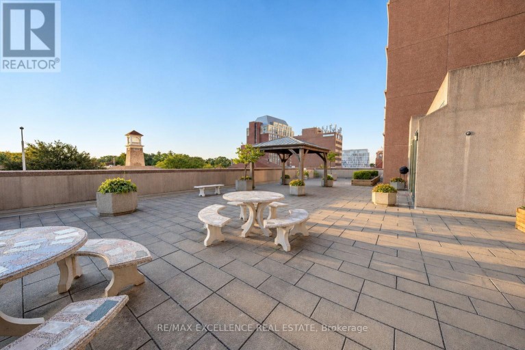 1201 - 1 BELVEDERE COURT N, Brampton (Downtown Brampton), Ontario, L6V4M6