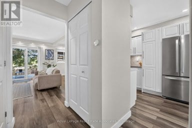 8 - 59 MAPLE AVENUE Halton Hills (Georgetown) Ontario photo 7