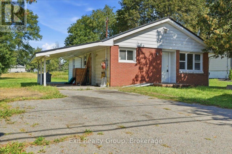 2298 HAMILTON ROAD, Quinte West (Sidney Ward), Ontario, K8V5P8