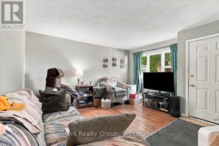 2298 HAMILTON ROAD, Quinte West (Sidney Ward), Ontario, K8V5P8