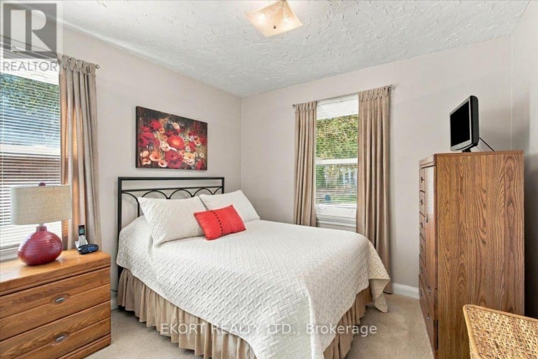 13 MONTGOMERY BOULEVARD, Belleville (Belleville Ward), Ontario, K8N1J1