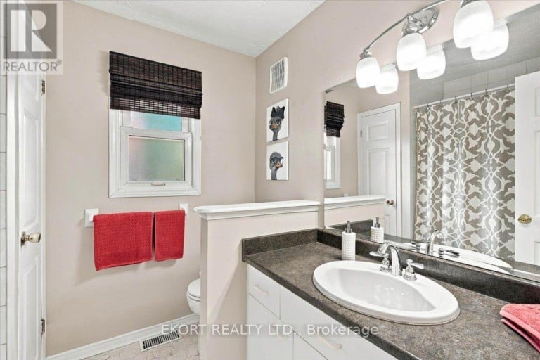13 MONTGOMERY BOULEVARD, Belleville (Belleville Ward), Ontario, K8N1J1