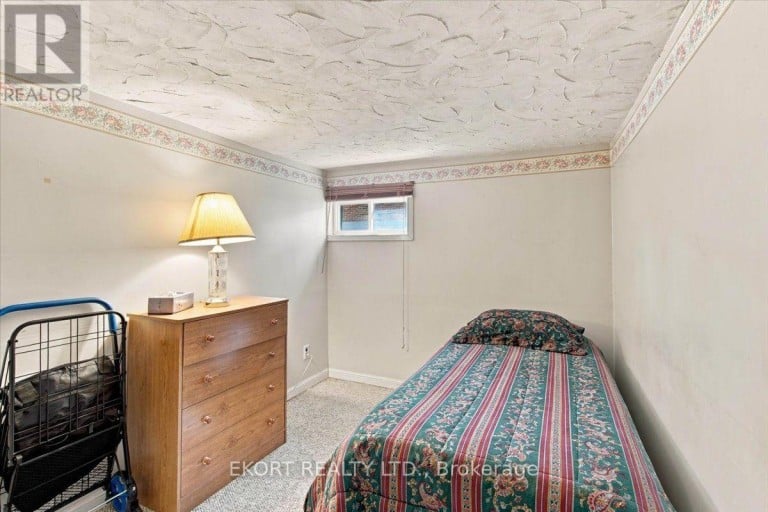 13 MONTGOMERY BOULEVARD, Belleville (Belleville Ward), Ontario, K8N1J1