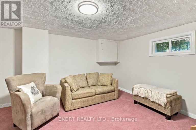 13 MONTGOMERY BOULEVARD, Belleville (Belleville Ward), Ontario, K8N1J1