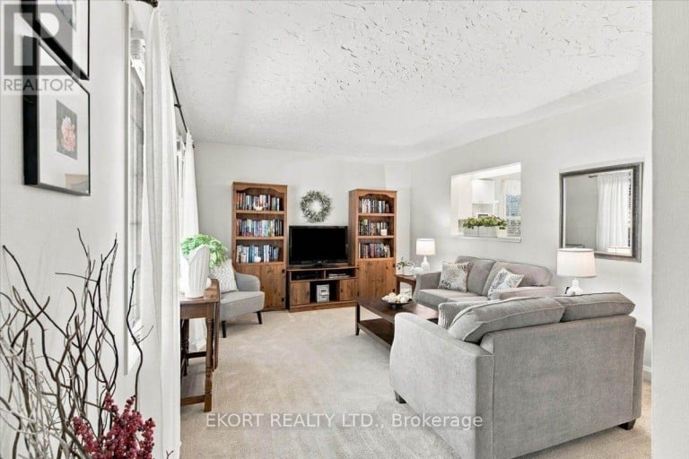 13 MONTGOMERY BOULEVARD, Belleville (Belleville Ward), Ontario, K8N1J1