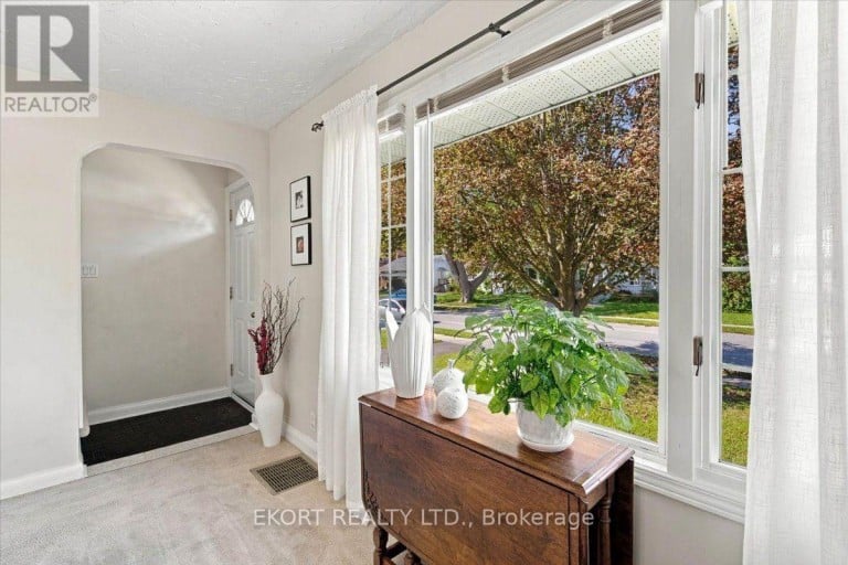 13 MONTGOMERY BOULEVARD, Belleville (Belleville Ward), Ontario, K8N1J1