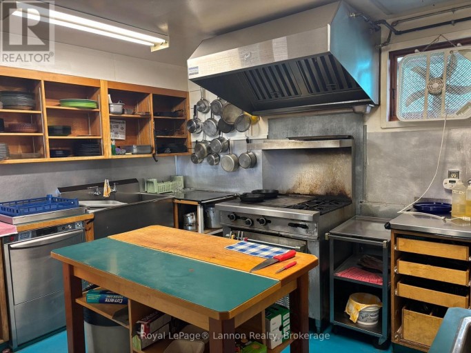 220/222 ROSSPORT MAIN STREET, Schreiber, Ontario, P0T2R0
