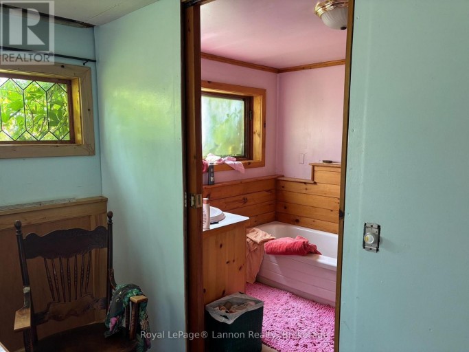 220/222 ROSSPORT MAIN STREET, Schreiber, Ontario, P0T2R0