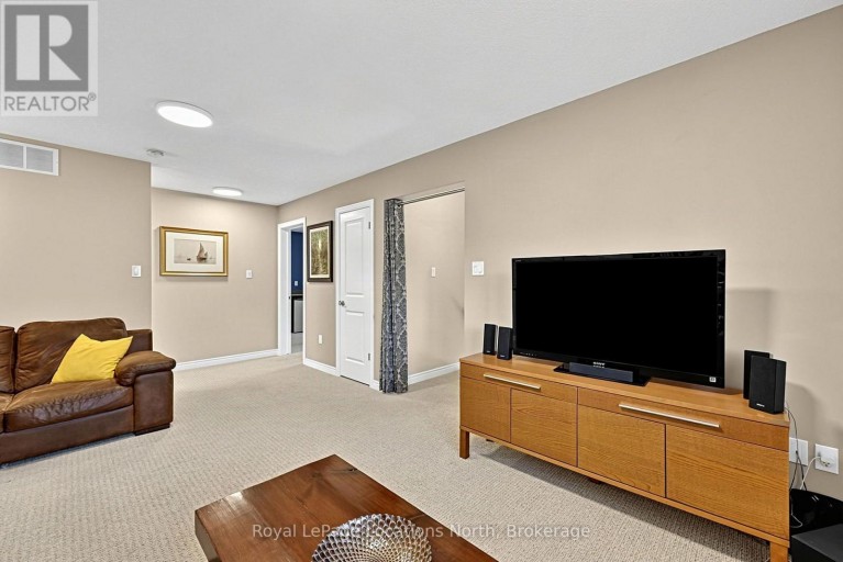 29 WILLIAMS STREET, Collingwood, Ontario, L9Y0B9