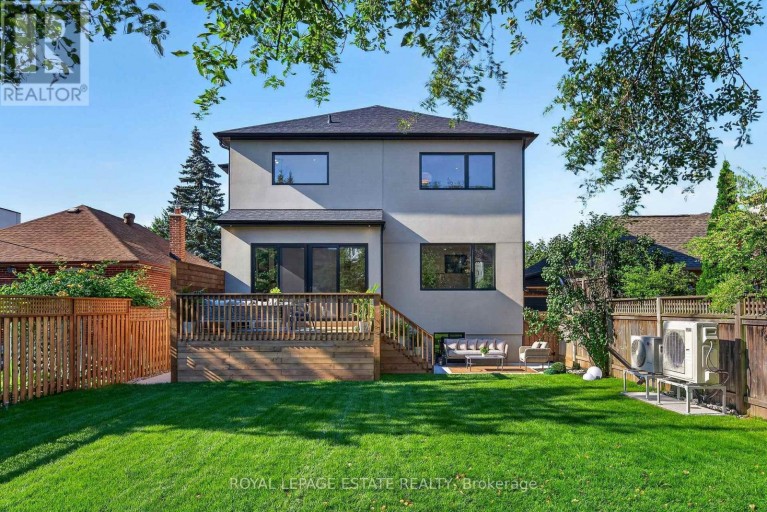 5 NORTH DRIVE, Toronto (Birchcliffe-Cliffside), Ontario, M1N1Y9