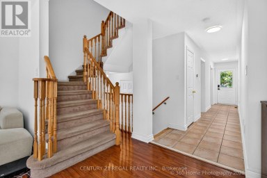 352 FLAGSTONE WAY Newmarket (Woodland Hill) Ontario photo 7