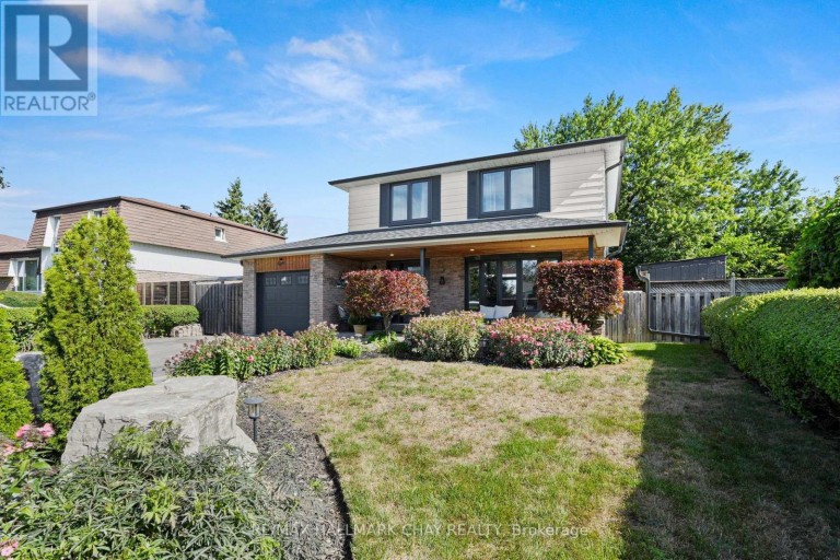 8 GRASSINGTON CRESCENT, Brampton (Northgate), Ontario, L6S1Z6