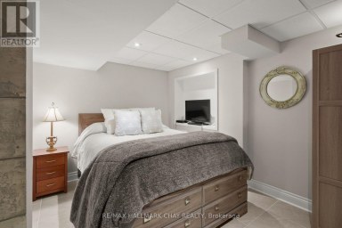 8 GRASSINGTON CRESCENT Brampton (Northgate) Ontario photo 32
