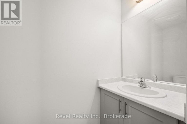 1 KEENAN STREET, Kawartha Lakes (Lindsay), Ontario, K9V6K2