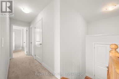 1 KEENAN STREET Kawartha Lakes (Lindsay) Ontario photo 29