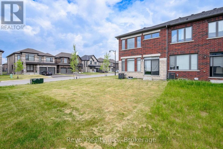 1 KEENAN STREET, Kawartha Lakes (Lindsay), Ontario, K9V6K2