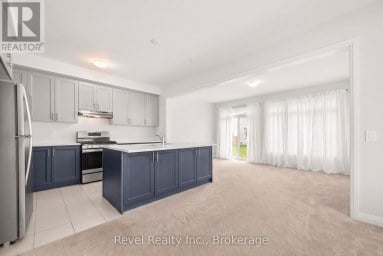 1 KEENAN STREET Kawartha Lakes (Lindsay) Ontario photo 8