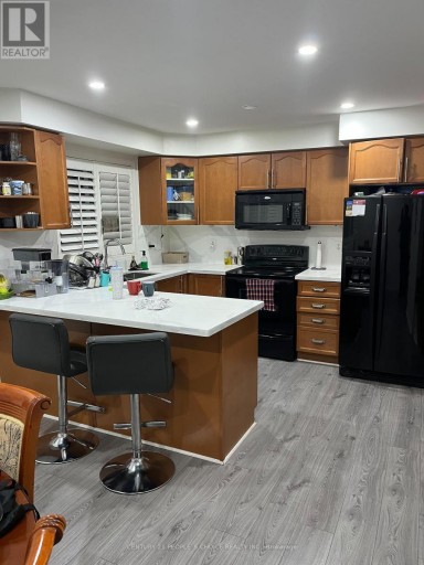 117 DECKER HOLLOW CIRCLE, Brampton (Credit Valley), Ontario, L6X0L4