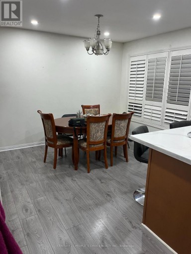 117 DECKER HOLLOW CIRCLE, Brampton (Credit Valley), Ontario, L6X0L4