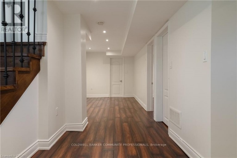 50 NORWAY AVENUE, Hamilton (Blakeley), Ontario, L8M2V7