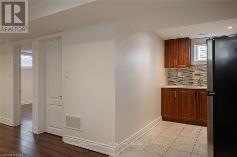 50 NORWAY AVENUE, Hamilton (Blakeley), Ontario, L8M2V7