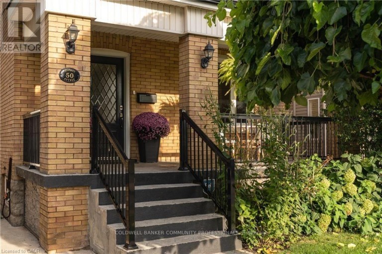 50 NORWAY AVENUE, Hamilton (Blakeley), Ontario, L8M2V7