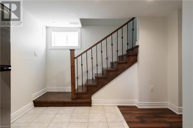 50 NORWAY AVENUE Hamilton (Blakeley) Ontario photo 41