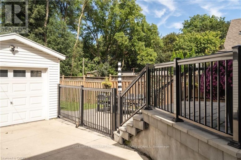 50 NORWAY AVENUE, Hamilton (Blakeley), Ontario, L8M2V7